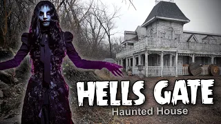 HellsGate Haunted House - Behind The Scenes Tour (Chicago, IL)  4K