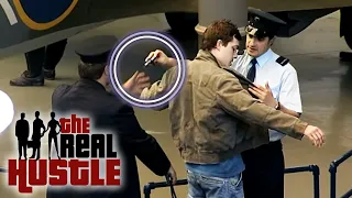 Pickpocketing Security Guards | The Real Hustle