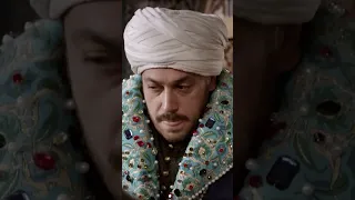 She Didn't Let Suleiman Wear the Kaftan | Mera Sultan #shorts