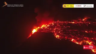 Cascada de lava precipitándose al mar.(29/9/21) Erupción La Palma. IGME-CSIC