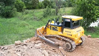 Best Technique New Gen Bulldozer SHANTUI DH17B2XL Pushing Soil And Rock Back Landfill