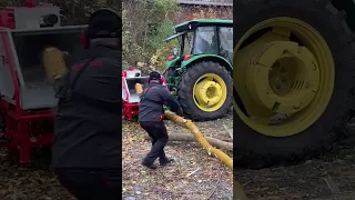 🔥 Потужний подрібнювач гілок ARPAL АМ-200ТР-К в роботі!