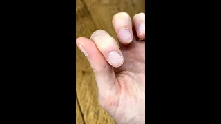 Nail tutorial - Russian manicure in 25 seconds!