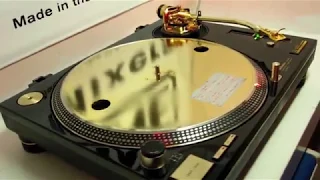 Technics SL-1200LTD LIMITED GOLD TURNTABLE WITH ALL GOLD PLATTER & HEADSHELL