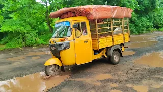 Amazing Auto video | Autorickshaw 3 wheeler driving with heavy Loaded Autos in pothole Road