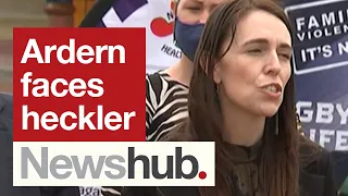 Jacinda Ardern forced to shut down press conference over heckler | Newshub