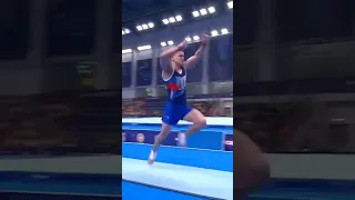 мухаммаджон якубов! #acrobat#jump#акробатика#gymnast#гимнастка#прыжок#воздушныегимнасты#bars#trick