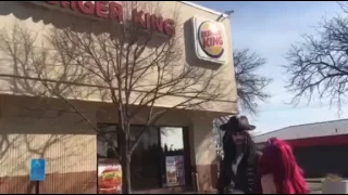 Jack sparrow and Ariel go to Burger king