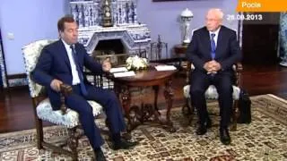 Азаров рассказал об откровенном разговоре с Медведевым