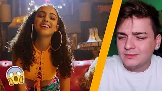 Reacting to - Malu Trevejo  "Luna Llena"