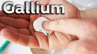 Gallium ist ein Metall, das in der Hand schmilzt