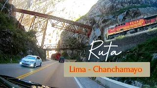 En ruta Lima a Chanchamayo Selva central  - PERÙ