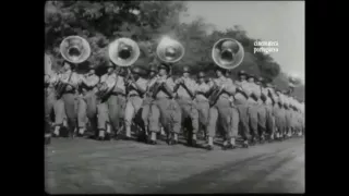 A FEB, Força Expedicionária Brasileira, desfilando em Lisboa antes de voltar ao Brasil em 1945