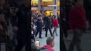 SF Police Chief Bill Scott actually walked the Chinese New Year parade. Keep grinding chief! 💙💪