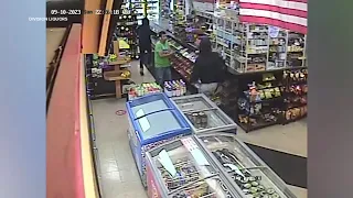 Duo targets liquor stores, bars in Chicago armed robbery spree