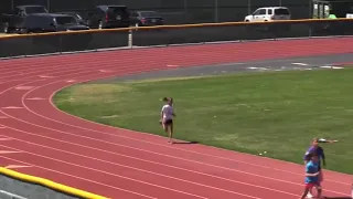 Slow-Starter Runner Gains Pace and Wins Race in Last few Seconds - 1015082