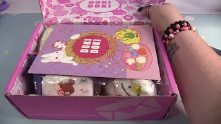 Unboxing Decembers Doki Doki Crate! Kawaii Haul. Japan Subscription Box. Kawaii Unboxing!