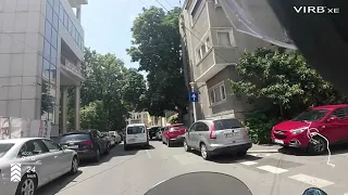 Vespa in Bucharest Tuesday traffic, 2019.07.02
