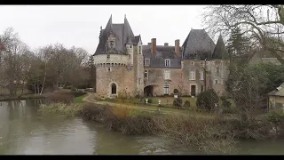 Le Château de Bazouges sur le Loir