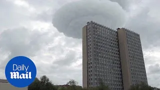 Bizarre flying saucer-shaped cloud sparked alien speculations