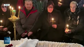 Navalny, 3 mila persone ai funerali. Sepolto sulle note di "My Way"