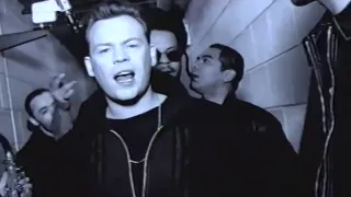 UB40 - Cant Help Falling In Love (Performance Version)