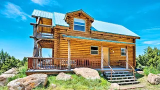 Pet-Friendly Moab Cabin with Mtn Views & BBQ | Lovely Tiny House