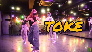 TOKE by Chanel / Karen Choreography