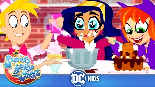 DC Super Hero Girls | Sweet Tooth! 🍰 | @dckids