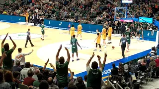 Espectacular Jaime Fernández de Unicaja de Malaga