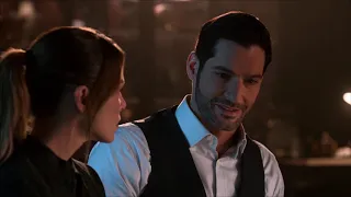 Lucifer 5x05 Lucifer and Chloe kiss