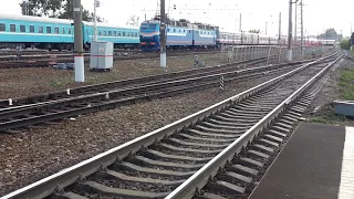 Электровоз ЧС7-052 с пассажирским поездом 376Я "Москва-Воркута"