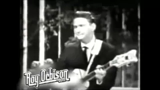 "ONLY THE LONELY" - Roy Orbison, with NO SUNGLASSES!