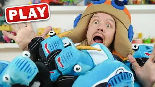 КукуPlay - Как нужно убирать игрушки Синий Трактор - Поиграйка с Пилотом Винтиком