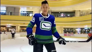 Score on 2 Goalies with the Vancouver Canucks Heritage Jersey for 50th Anniversary