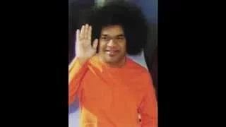 Sathya Sai Baba Sings Sivoham (Satyam Sivam Sundaram)