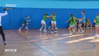 В Сельцо прошёл ежегодный турнир по гандболу среди женских команд