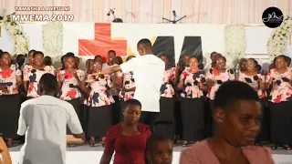 ZUNGUKA - KWAYA YA MT KIZITO MAKUBURI | TAMASHA LA YESU NI MWEMA 2019