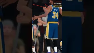 JaVale McGee's Solo High Five in NBA 2K Shaqtin A Fool 🤣