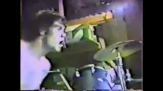 Black Flag - Thirsty & Miserable (Live in a Garage in Santa Monica, CA) [1983]