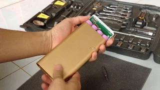 What inside backup battery charger 20800 mAh