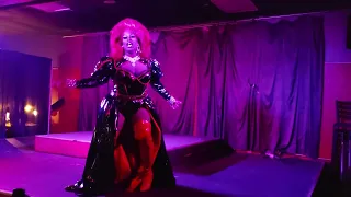 Sweet Dreams by Beyoncé and Centipede by Rebbie Jackson lip-synced by Drag Queen Tatianna DeJour!