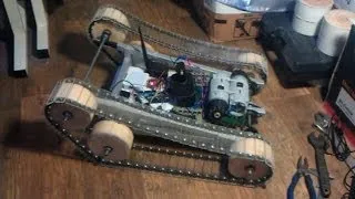 Wifi tracked robot (Demo)