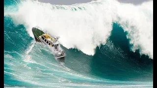 Top 20 BOATS in STORM!  So TINY vs MONSTER WAVES! Astonished Video Compilation