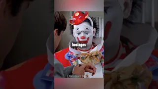 Clown robs bank and gets laughed at