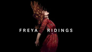 Freya Ridings - Love is fire [LYRICS]