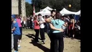 FLASH MOB AU PROFIT DE L'ASSOCIATION POUR LA LUTTE CONTRE LA MUCOVICIDOSE - SEPT.2012 A CHEVREUSE