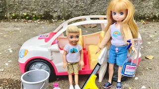 Dolls CAR WASHING Fisher Price SUV