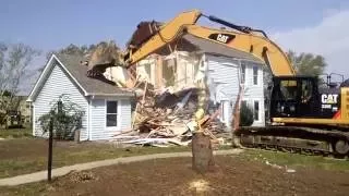 Bethany Village blue house removal