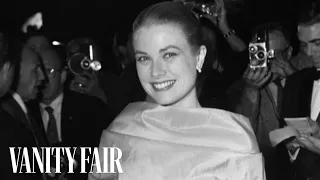 Grace Kelly - The Secrets to Her Unique Fashion & Style on Vanity Fair Hollywood Style Star